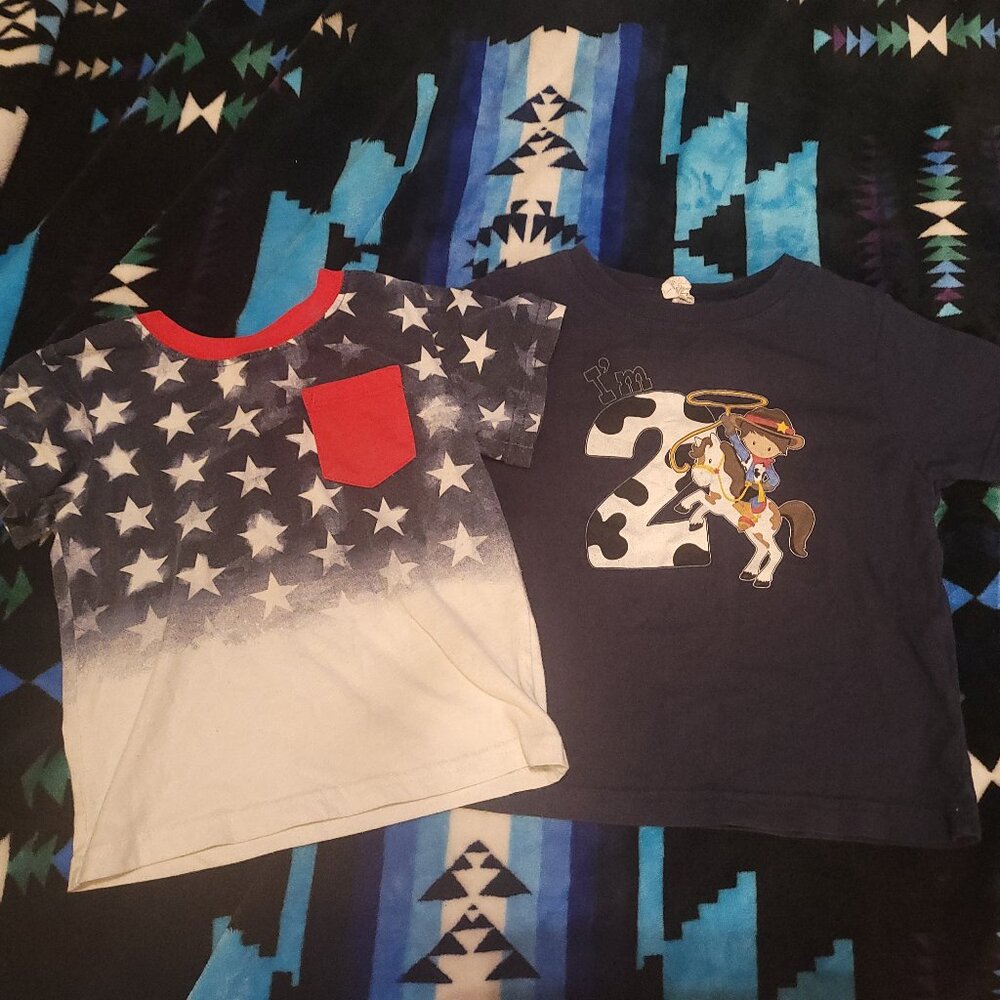 10.   Set of Two Baby Shirts *STARS SHIRT ONLY*